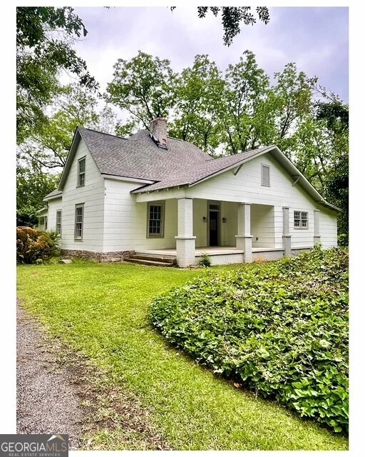 139 Winding Way