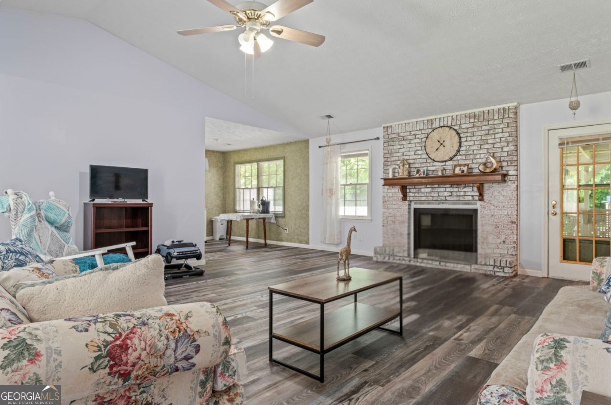 Emerald Hills - Residential