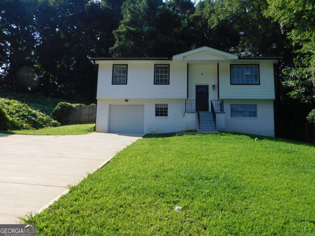 Photo of 6740 Cambridge Drive, Rex, GA 30273 (MLS # 10817365)