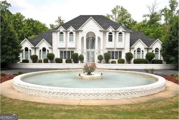 170 Howard Oaks DR