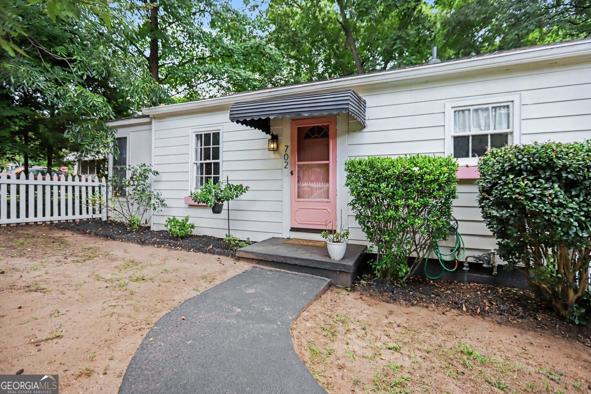 702 Glenwood AVE SE