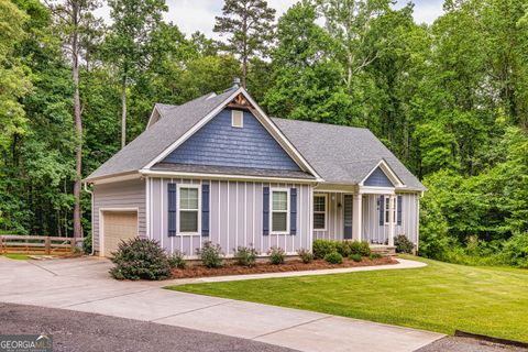 A home in Newnan