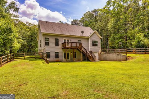 A home in Newnan