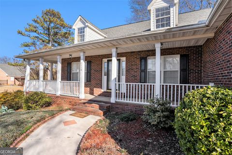 A home in Mcdonough