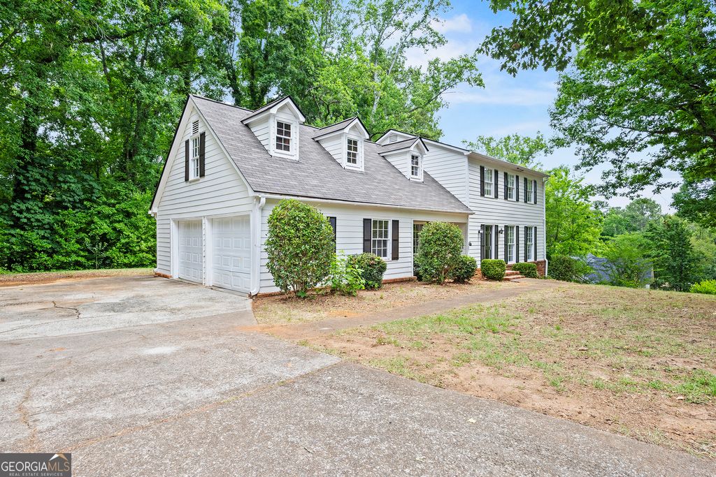 Photo of 602 Commanche DR, Macon, GA 31210 (MLS # 10770801)