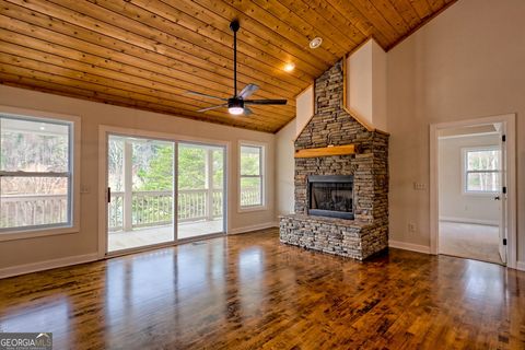 A home in Hiawassee