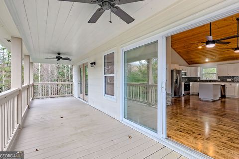 A home in Hiawassee