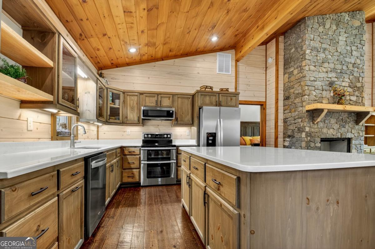 558 Tipton Springs RD