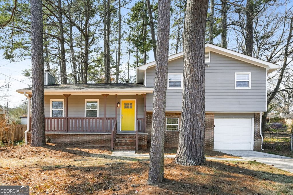 Photo of 299 Cindy Drive, Conyers, GA 30094 (MLS # 10729896)