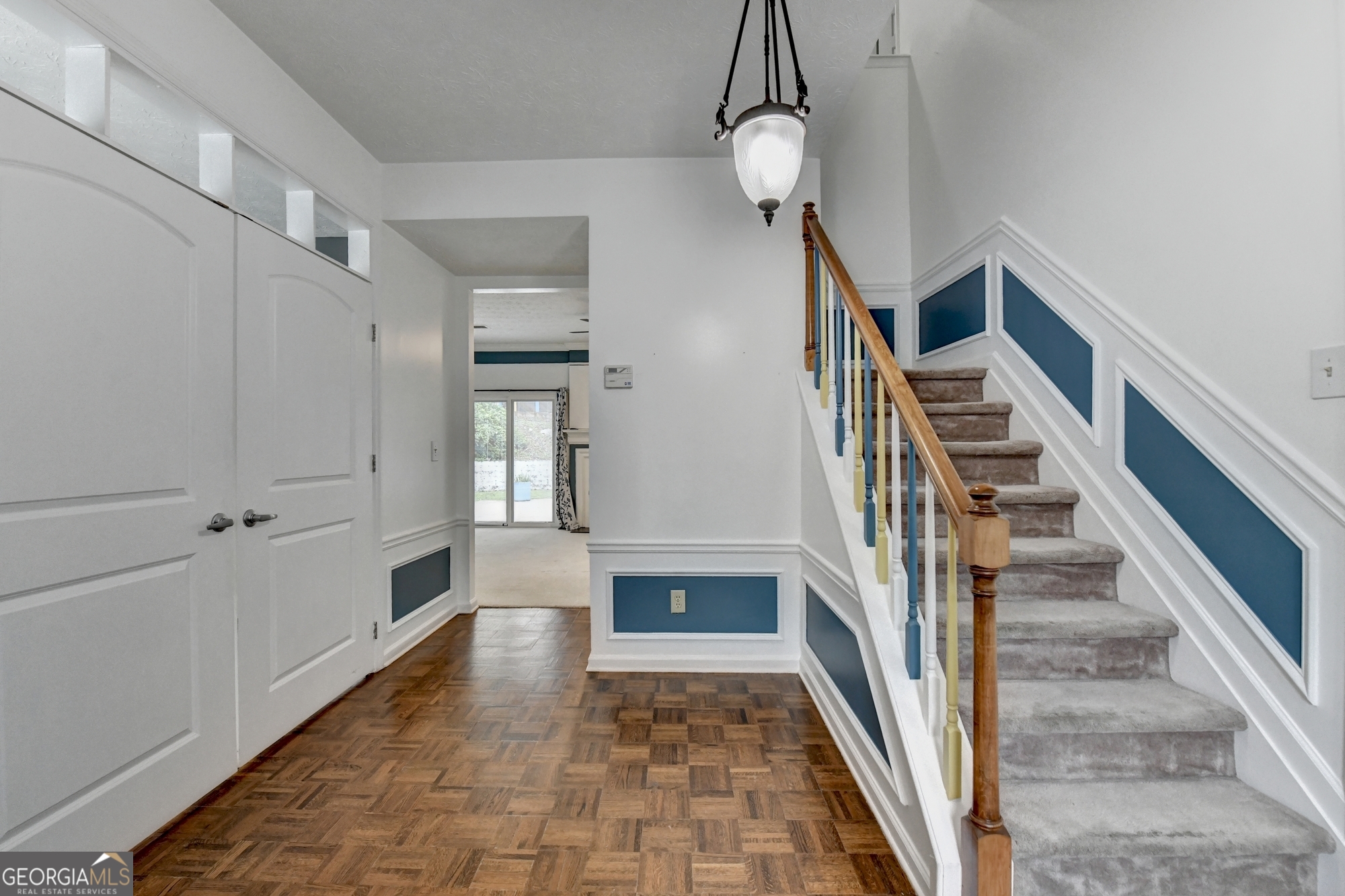 302 Cimarron WAY