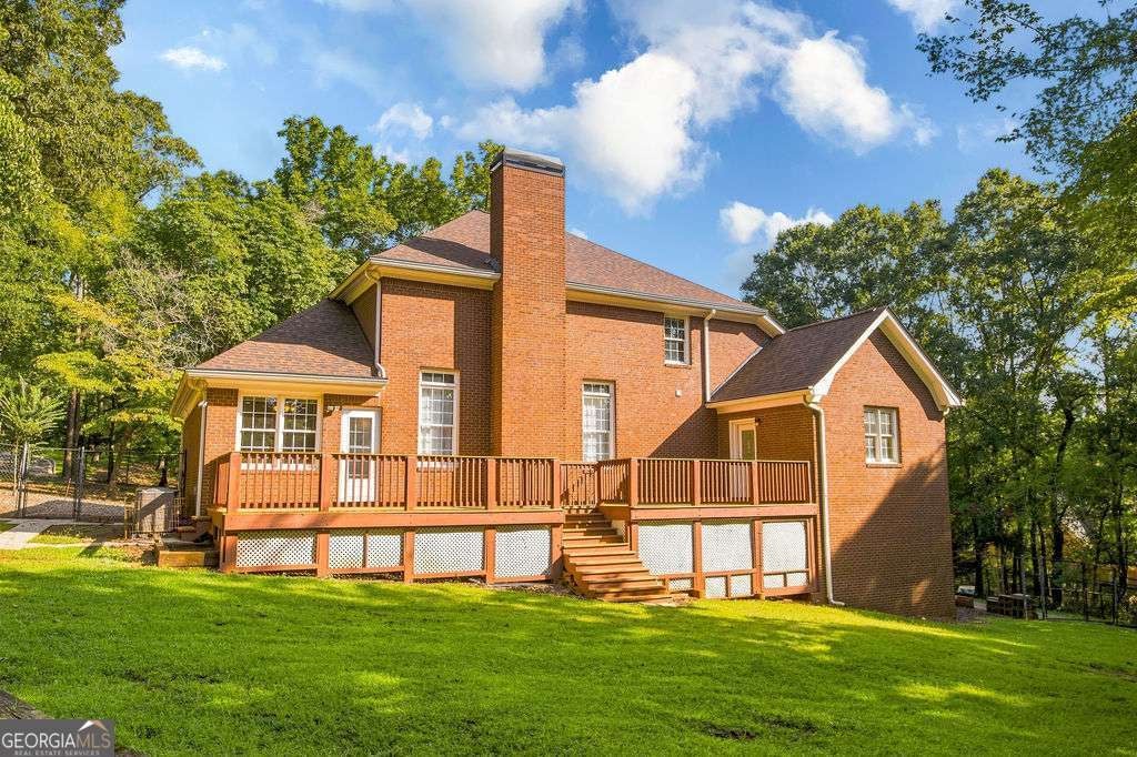 245 Deerhill DR