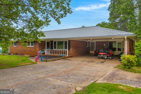 232 Oak Way DR Eastanollee GA 30538