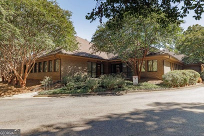 700 Sunset DR Athens GA 30606