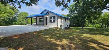 Single Family Residence at 4316 Tanners Mill RD