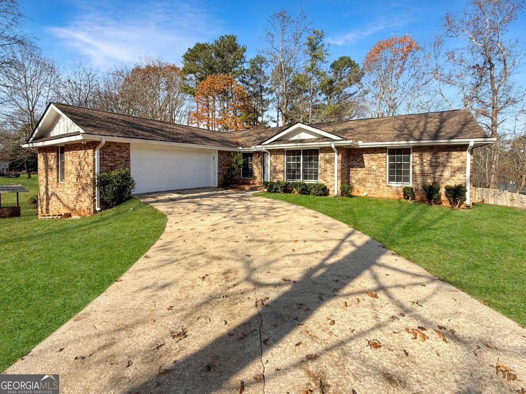 Photo of 4504 Stacey Drive, Oakwood, GA 30566 (MLS # 10656952)