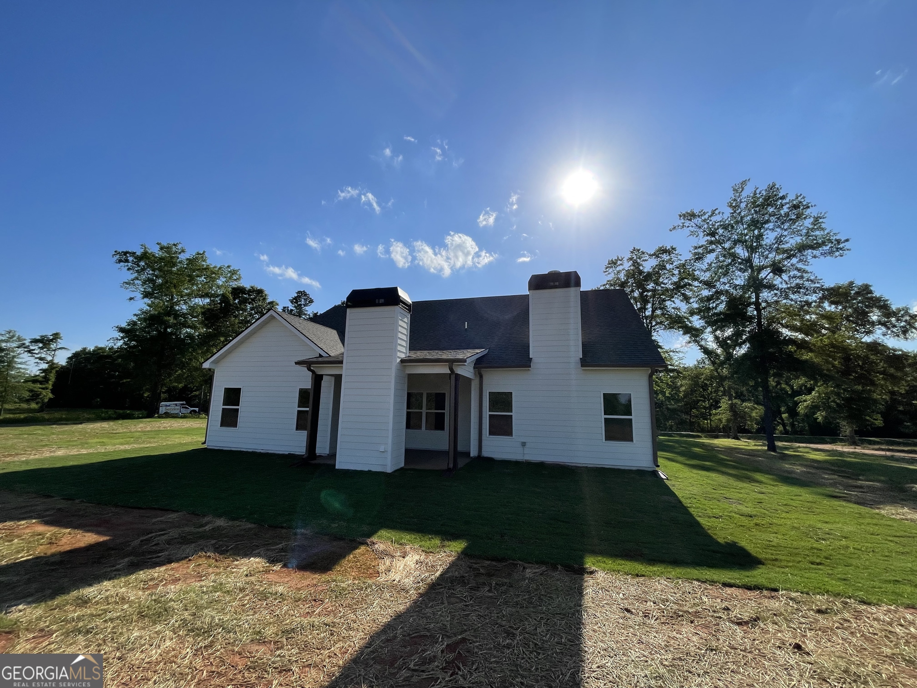 832 JACKSON DR