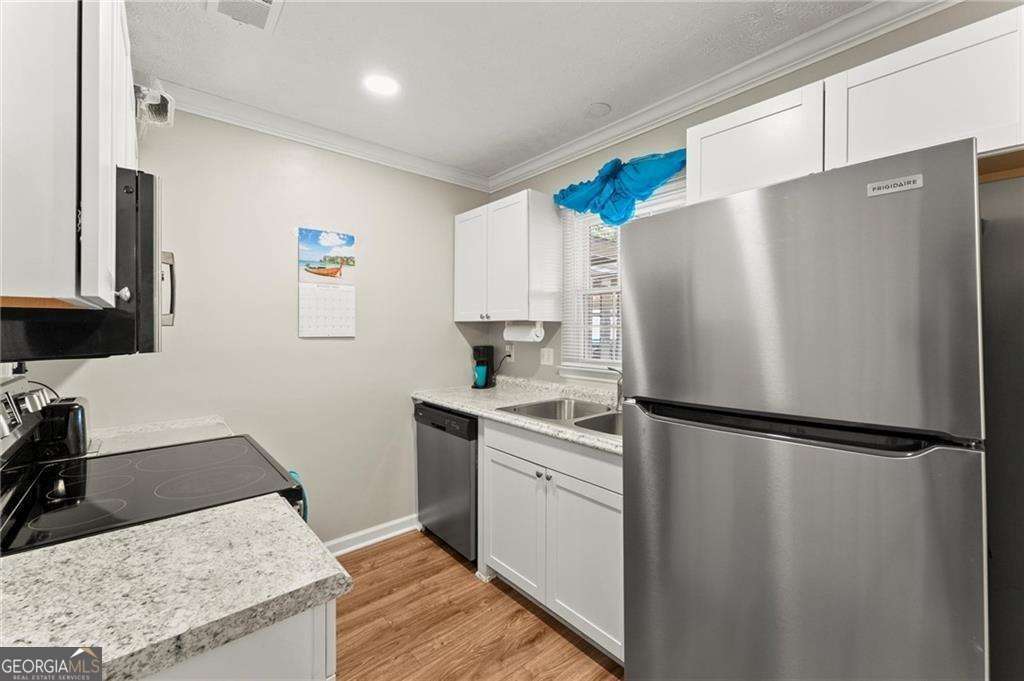 Holcomb Crossing - Residential