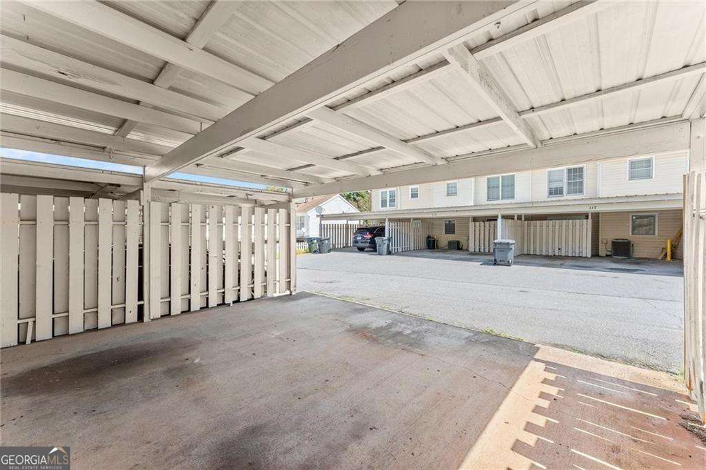 Holcomb Crossing - Residential