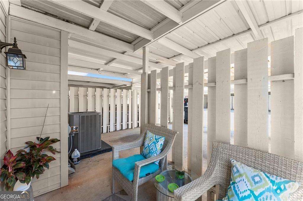 Holcomb Crossing - Residential