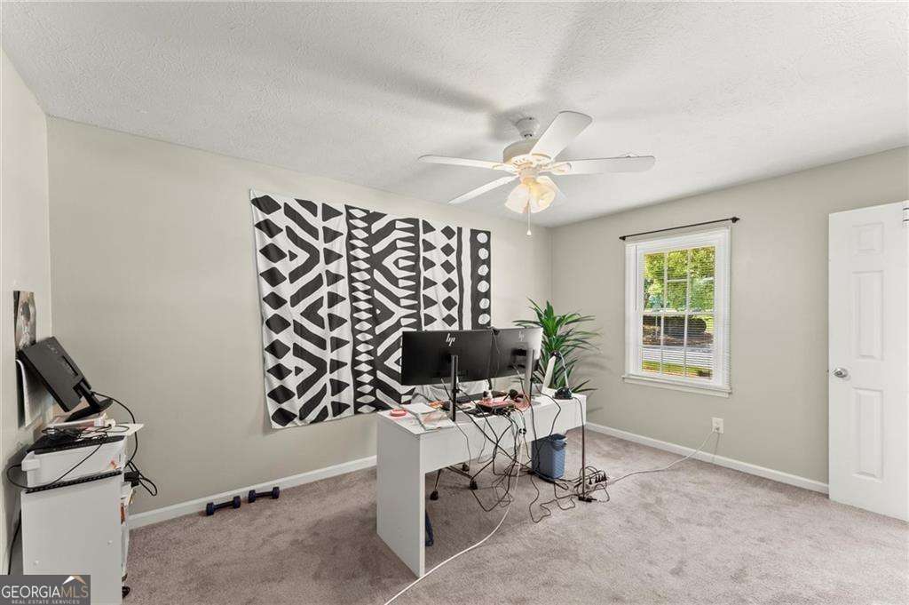 Holcomb Crossing - Residential