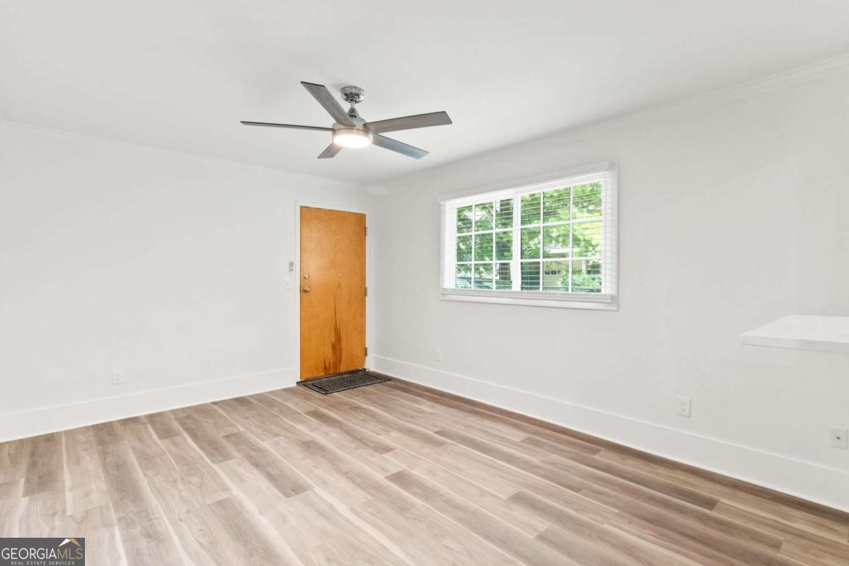 798 Saint Charles AVE NE 3