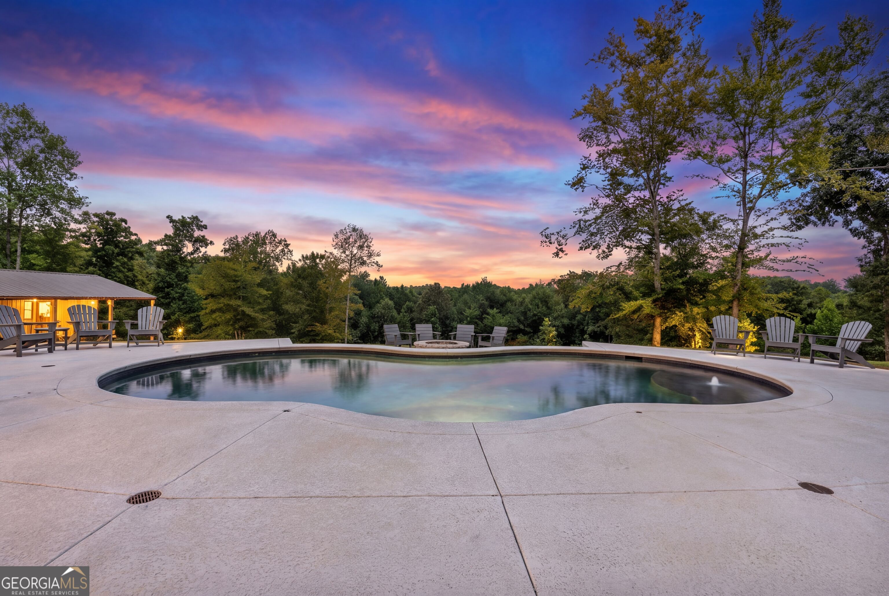 392 Georgian Pines DR