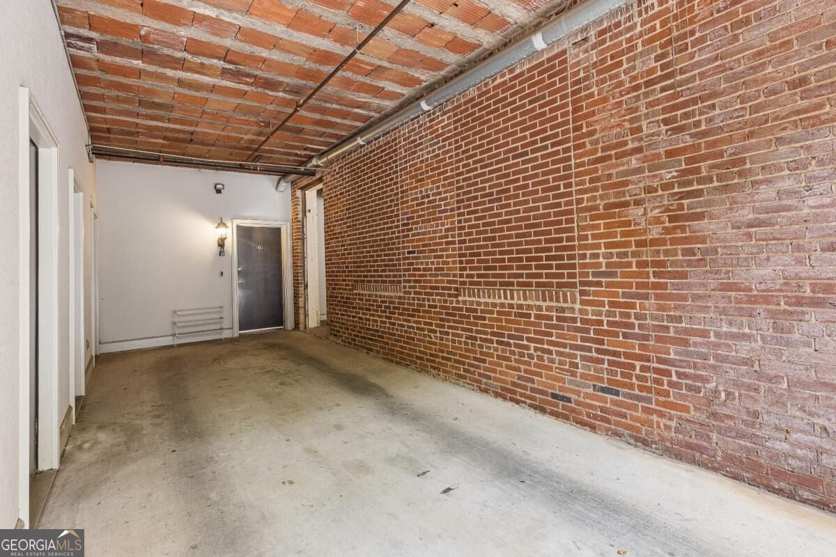 270 15th ST NE 101