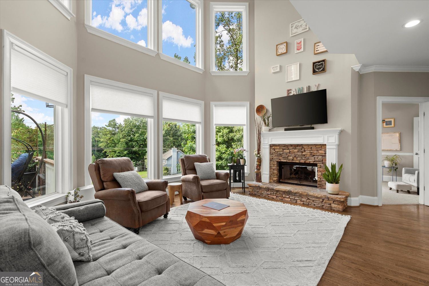 2750 Towne Village DR NW