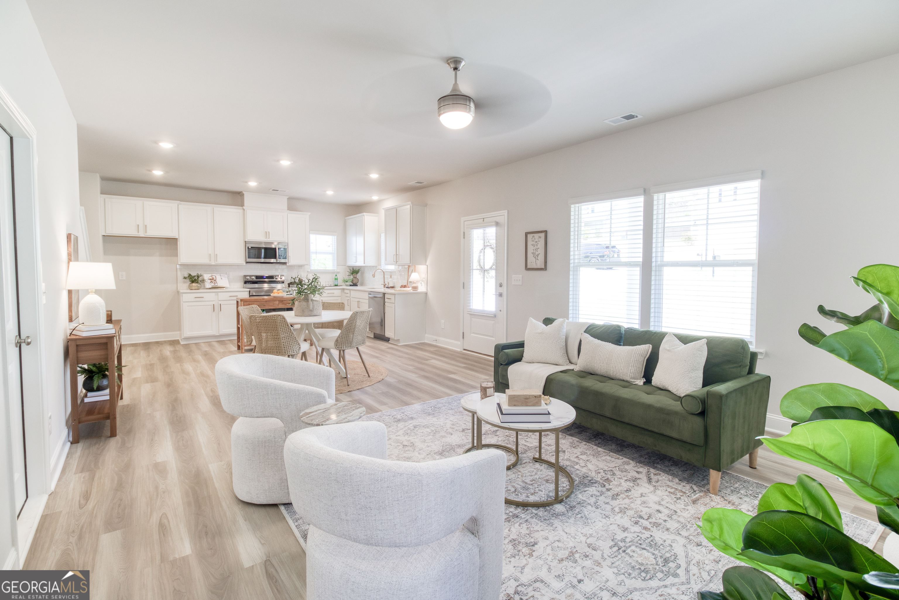 254 Creek View PL