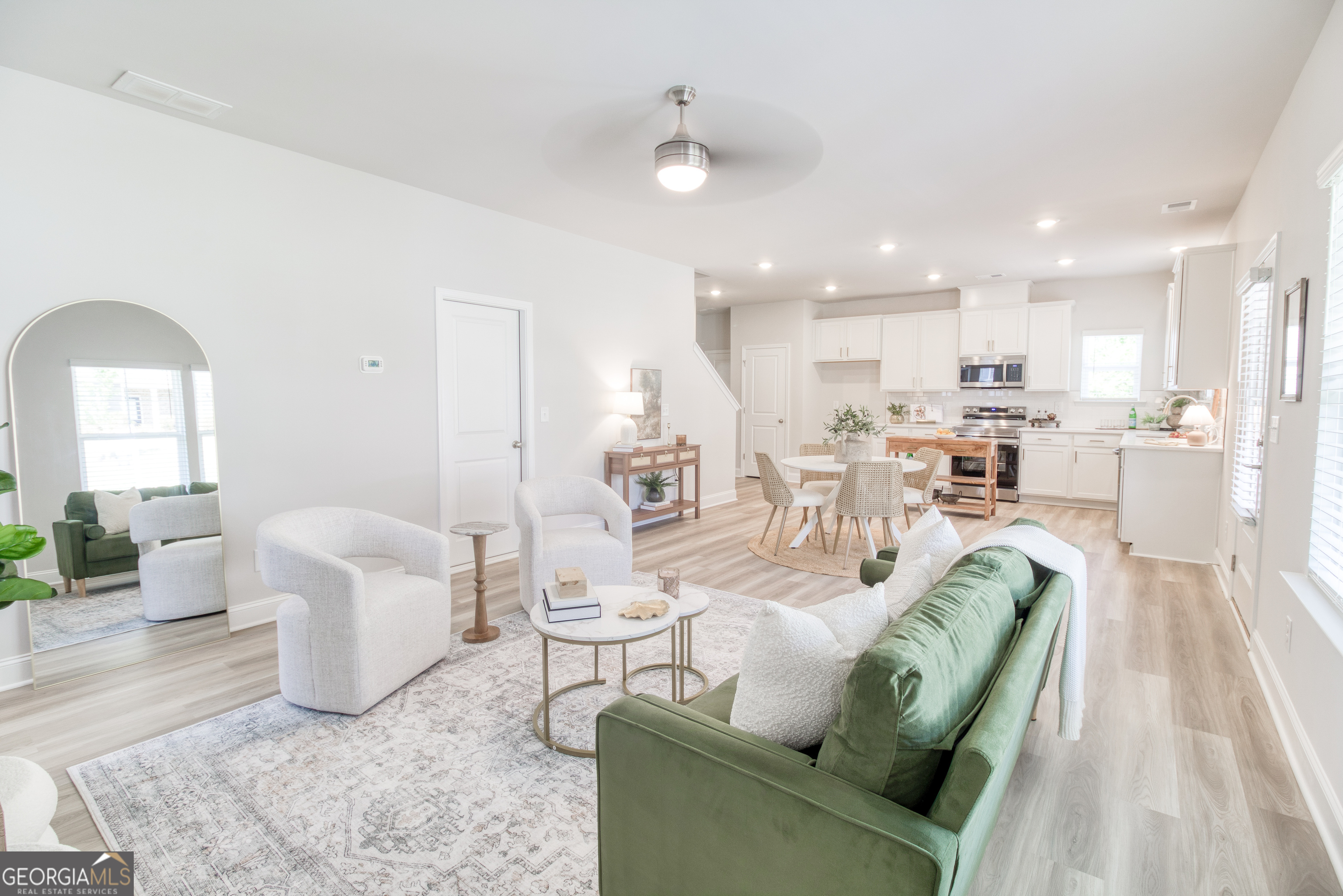 254 Creek View PL