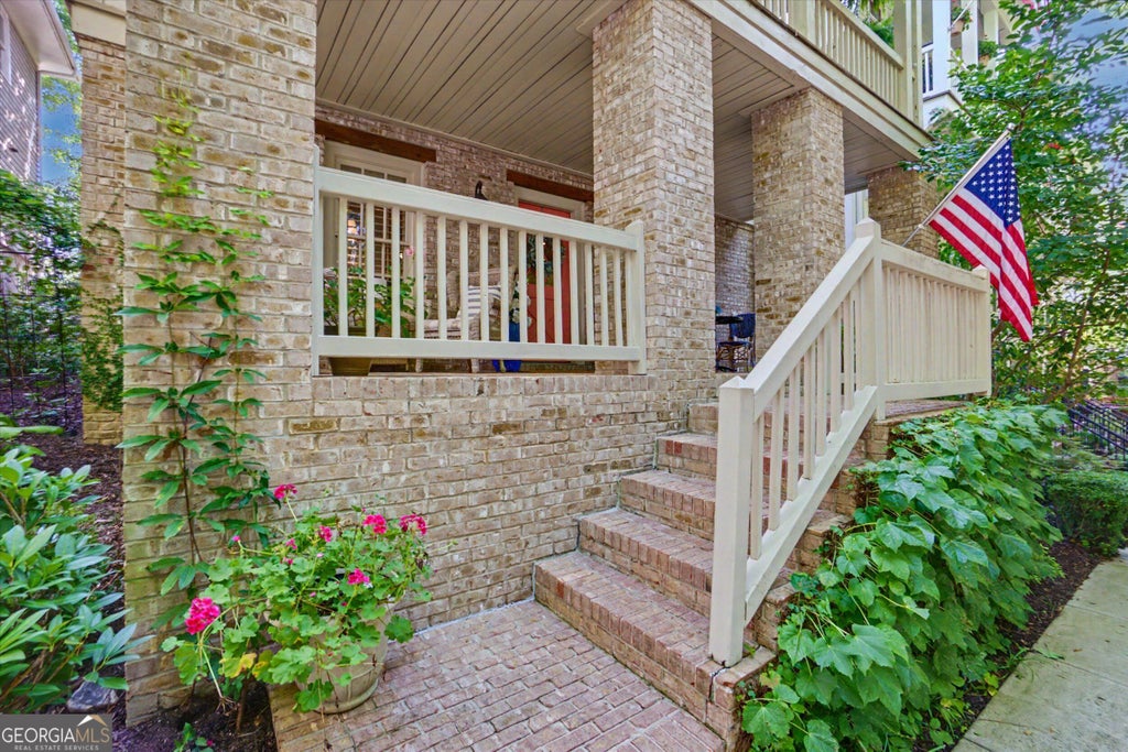 Photo of 407 Latimer Street, Woodstock, GA 30188 (MLS # 10831475)