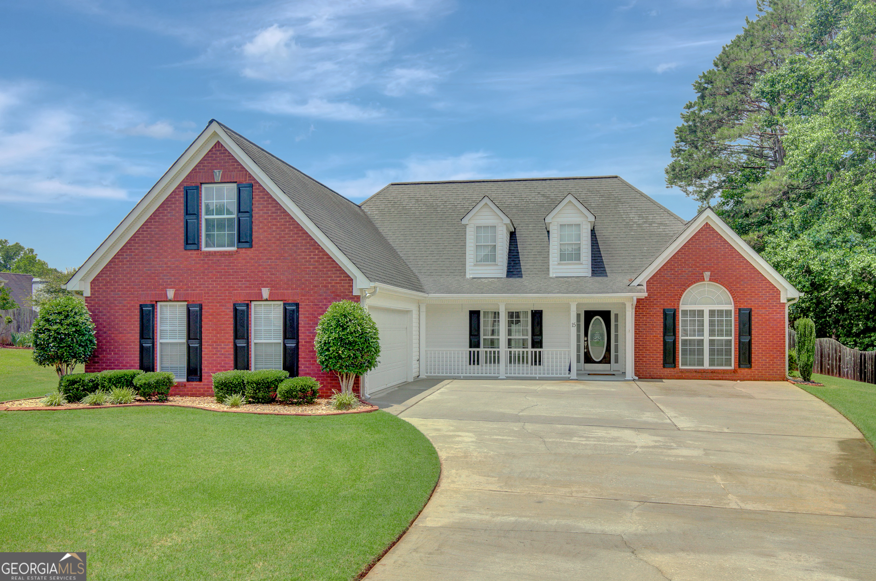 15 Pebble PL