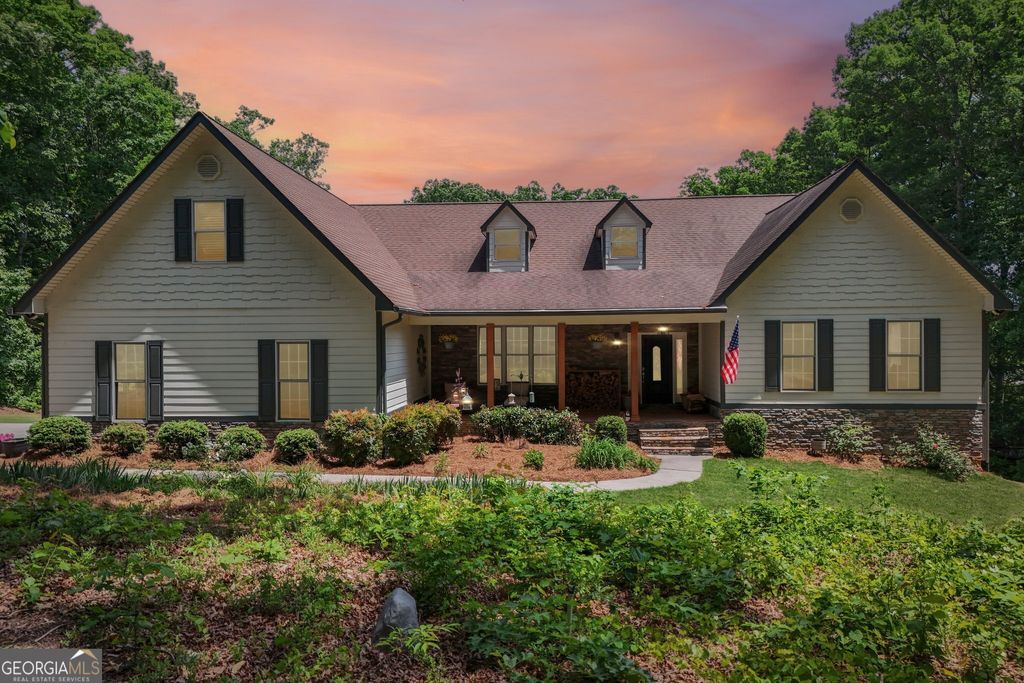 Photo of 5925 Cantrell Circle, Cumming, GA 30041 (MLS # 10760957)