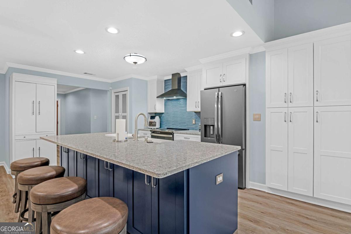 179 Zellwood DR