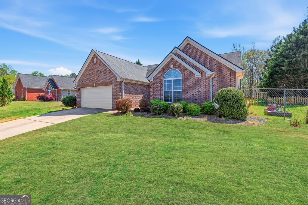 Photo of 452 Nightdream Lane, Winder, GA 30680 (MLS # 10733663)