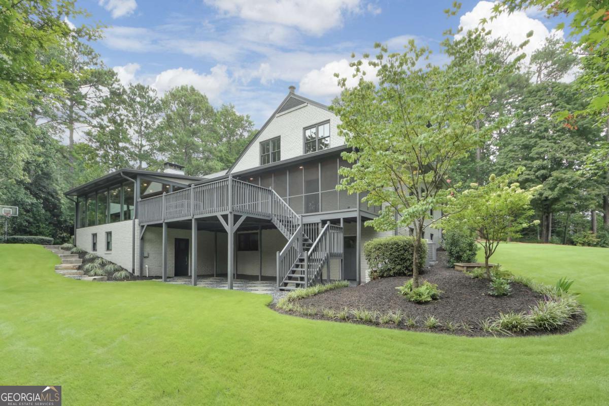 350 Shadowlawn RD SE