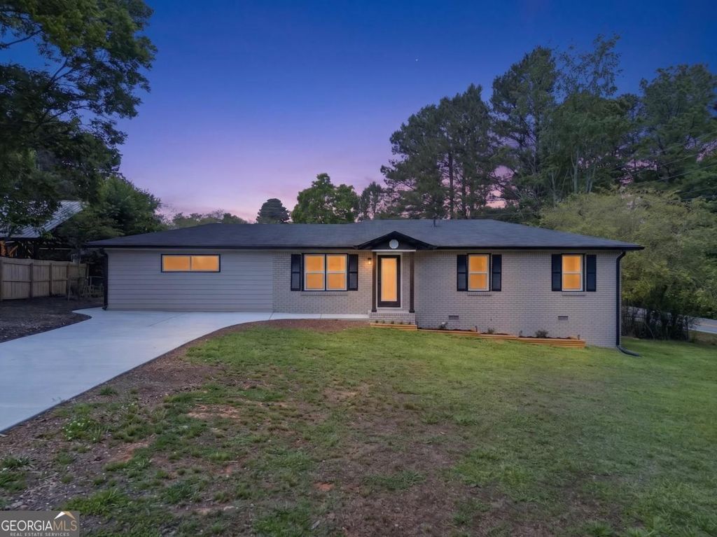 Photo of 5002 Central Church Rd, Douglasville, GA 30135 (MLS # 10766018)