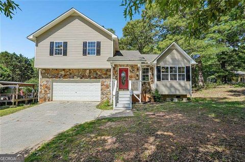 Photo of 759 Buck Boulevard SE, Calhoun, GA 30701 (MLS # 10737993)