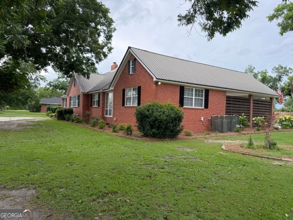 Photo of 1501 Parkway Drive, Vidalia, GA 30474 (MLS # 10789150)