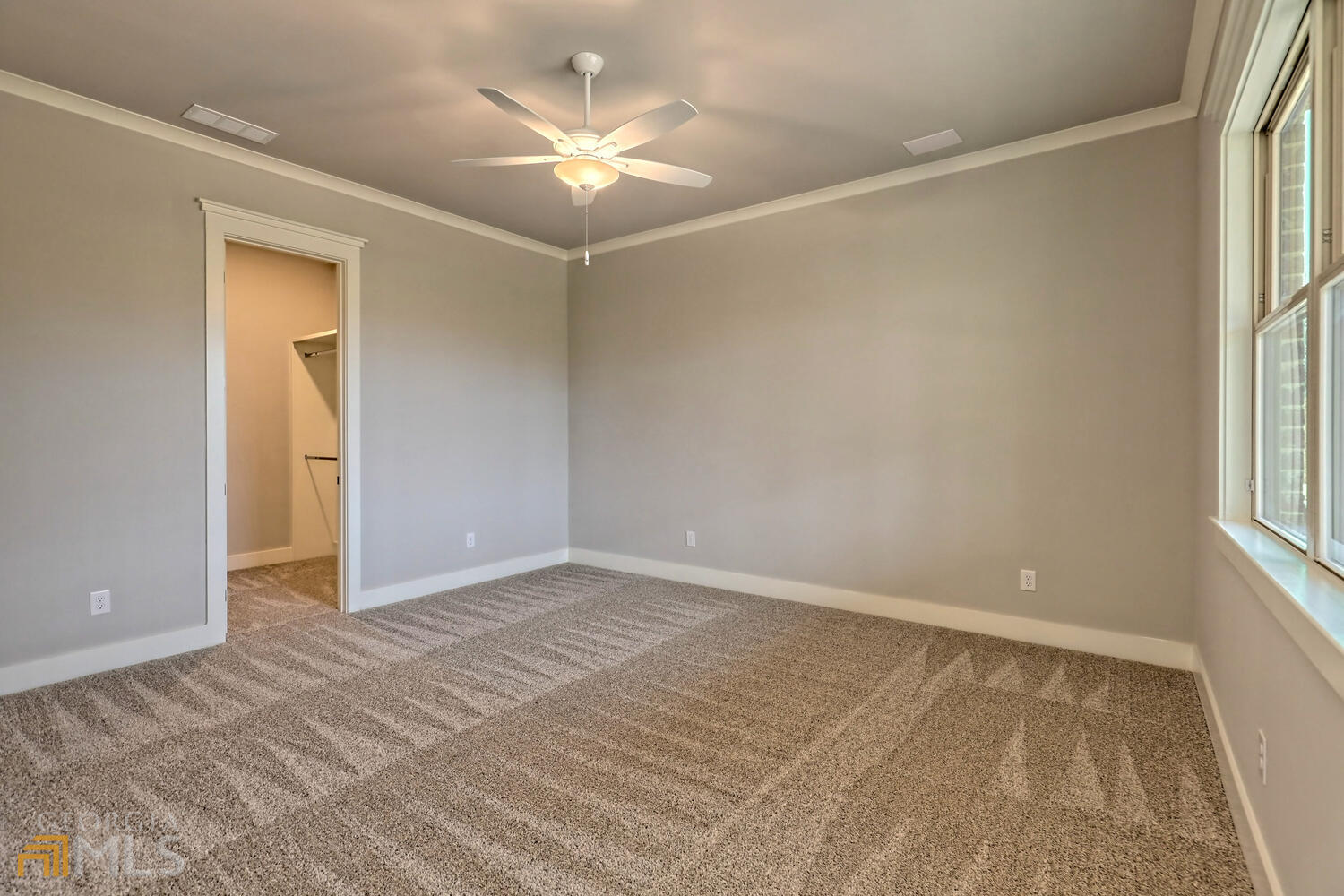 Clarkesville, Georgia 30523, United States, 4 Bedrooms Bedrooms, ,5 BathroomsBathrooms,Residential,Active,61628