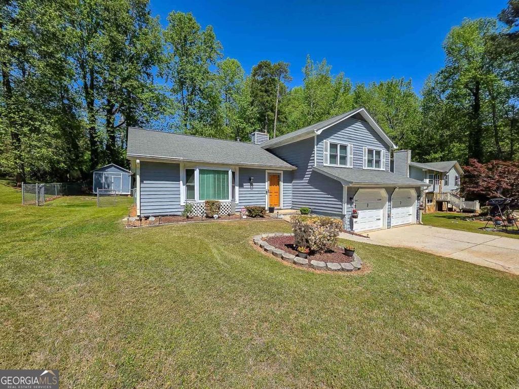 Photo of 5766 Hilton Ridge Road, Lithonia, GA 30058 (MLS # 10730308)