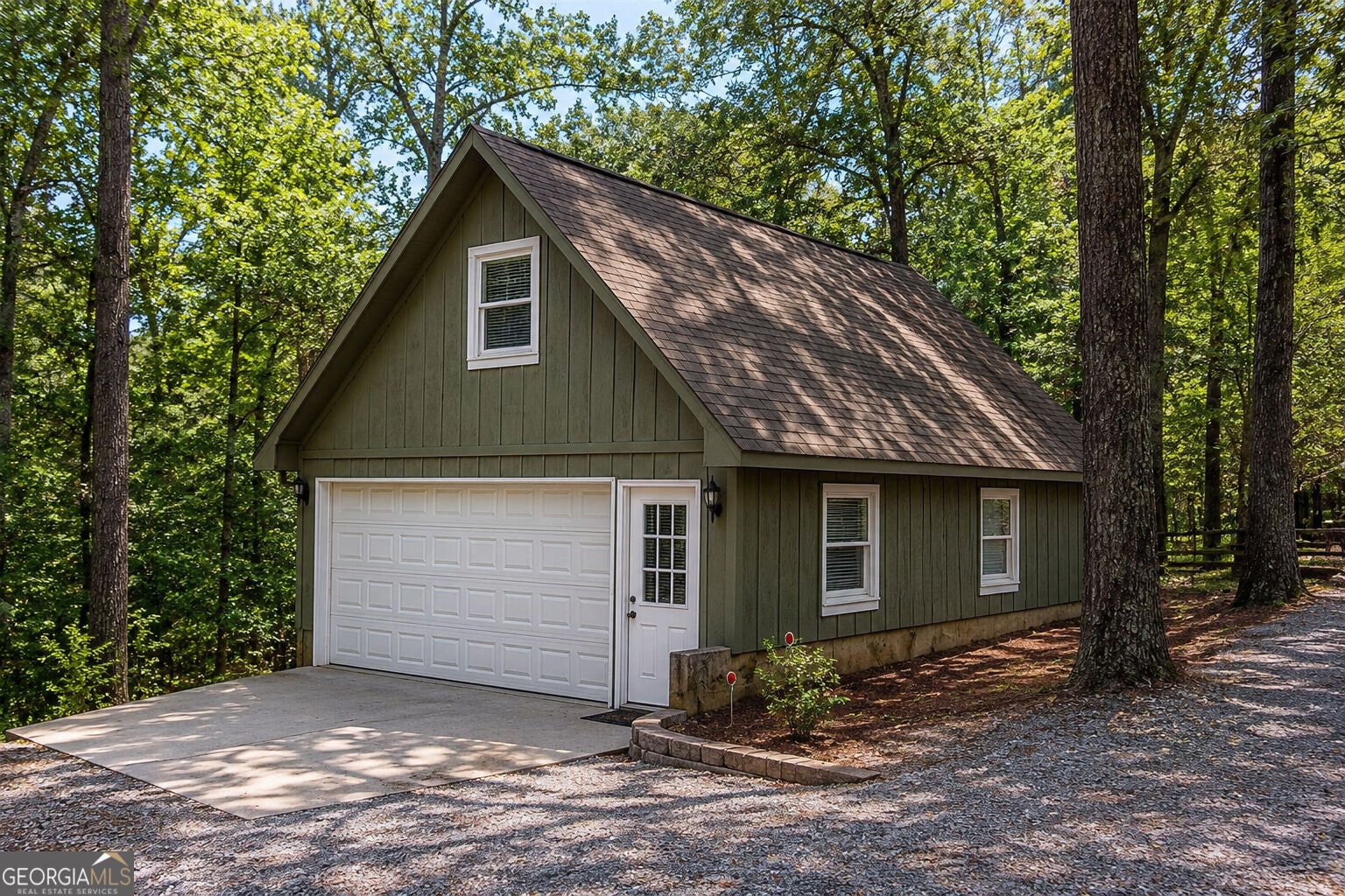 110 Ridge DR