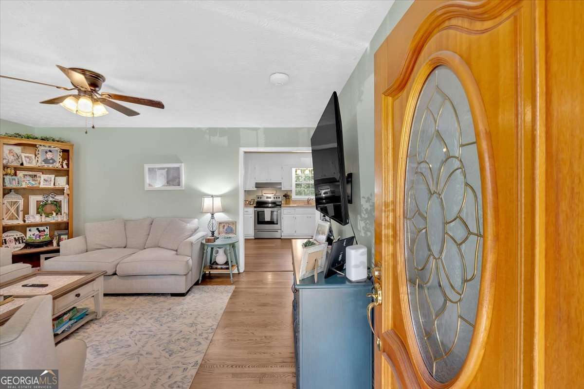 1277 Abrams RD SE