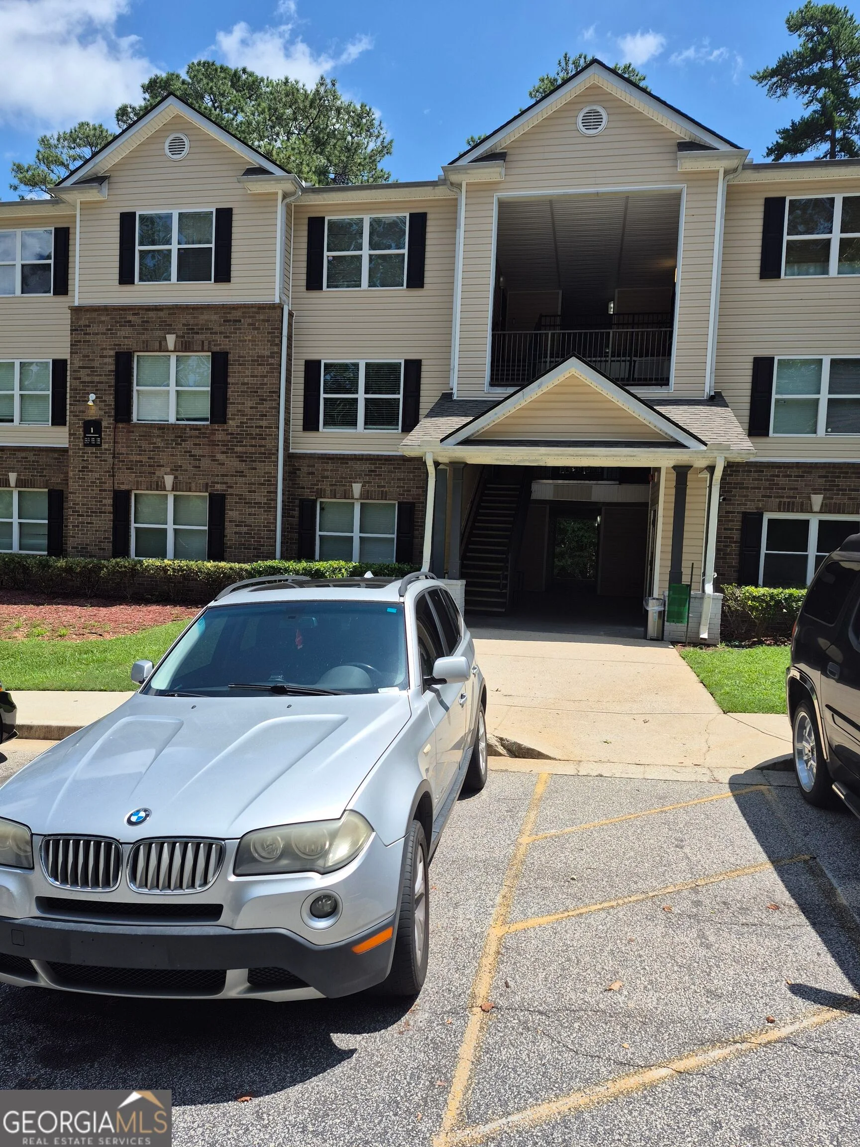 1301 Fairington Village Drive