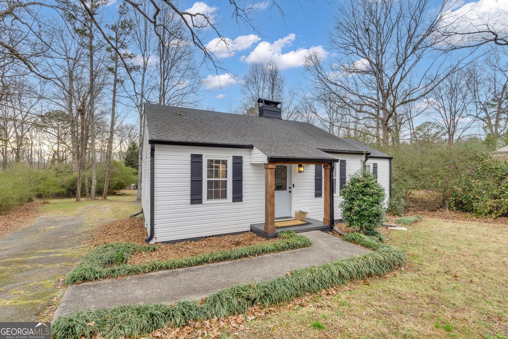 Photo of 69 Bailey Drive, Newnan, GA 30263 (MLS # 10664962)