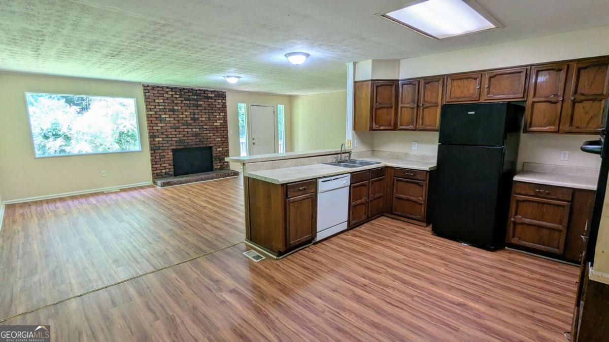 3985 Lindsey DR