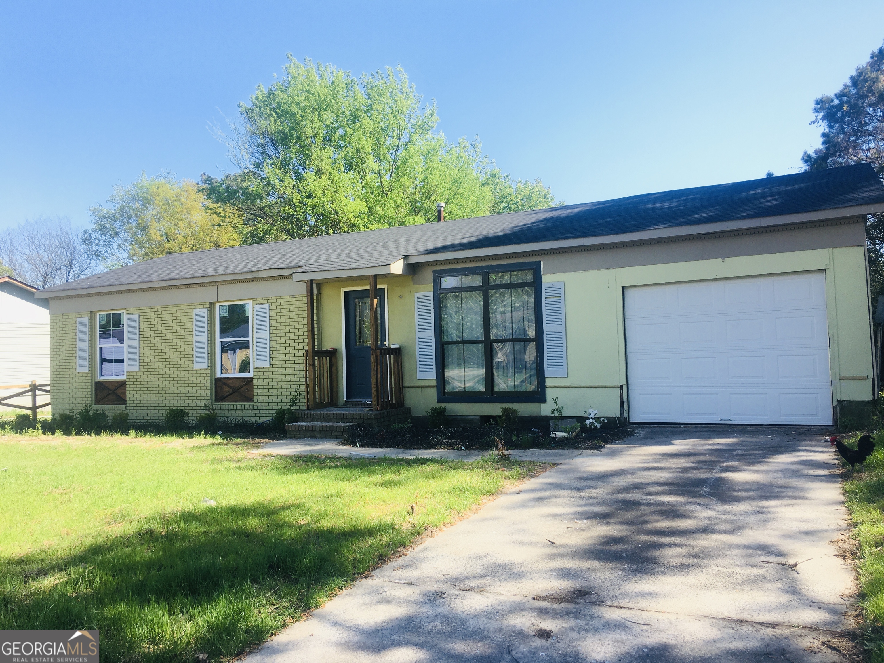 Ranch style 4 bedroom, 1 bathroom perfect to add your rental portfolio. Income producing , tenant in place home. Turnkeyed Home. Roof, windows and the water heater , is less than 4 years. Central air and central heat. Amble front and rear yard space . 1 year Home warranty is provided.