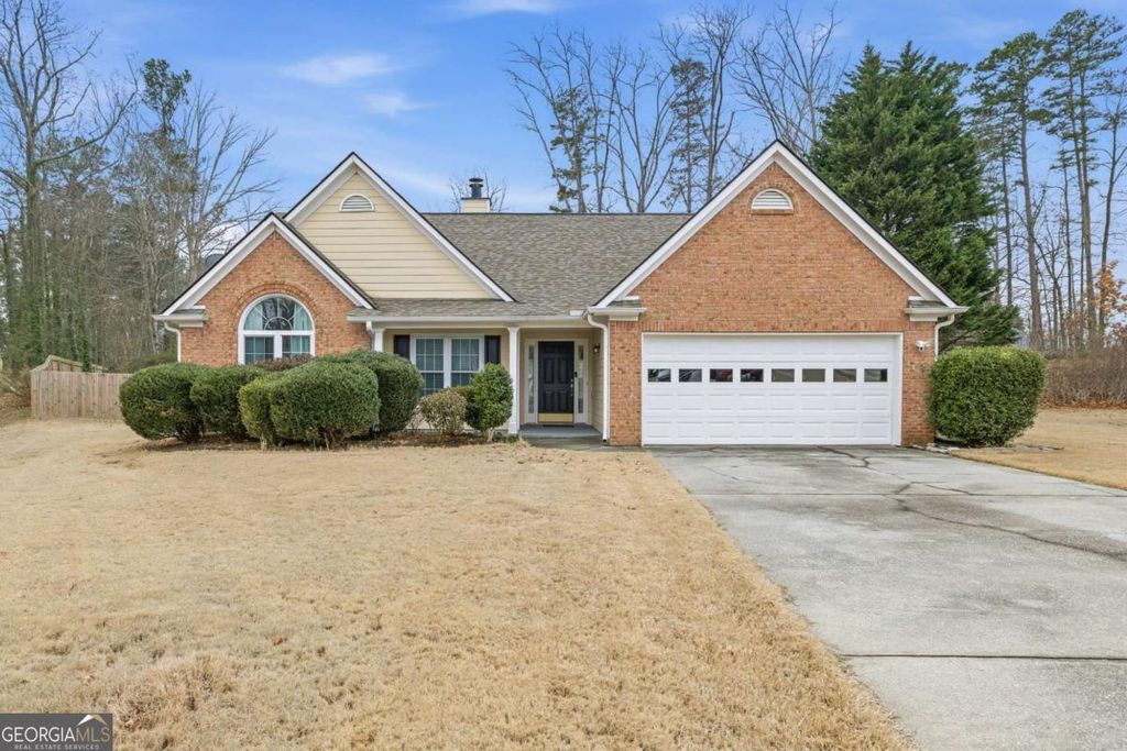 Photo of 2116 Prospect Walk Way, Lawrenceville, GA 30043 (MLS # 10686405)
