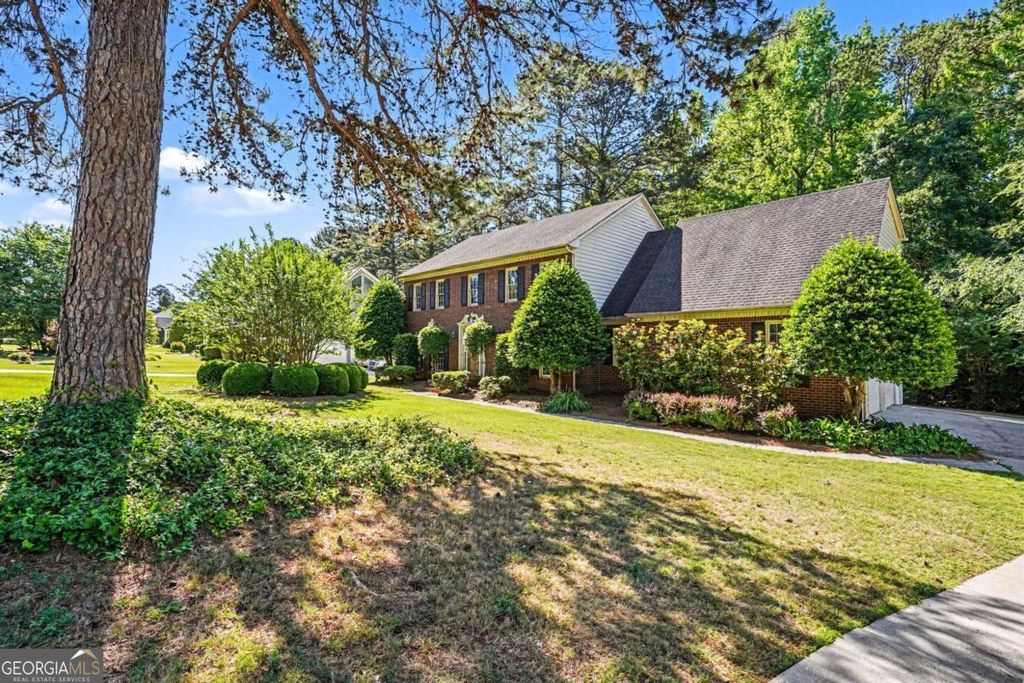 Photo of 1632 Ellington Road SE, Conyers, GA 30013 (MLS # 10766811)