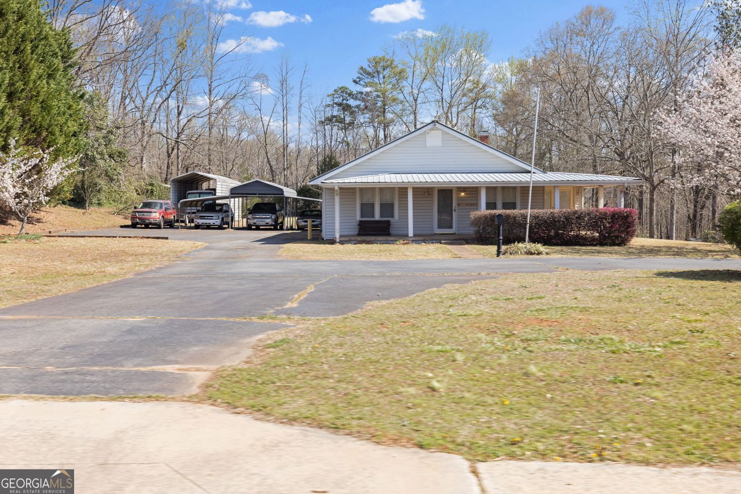 Flowery Branch, Georgia 30542, United States, 2 Bedrooms Bedrooms, ,2 BathroomsBathrooms,Residential,Active,87948